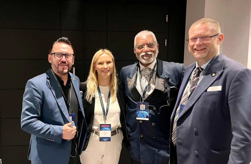 Cztery Strony Afryki